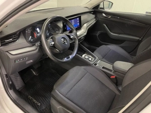 Skoda Octavia - imagine 5