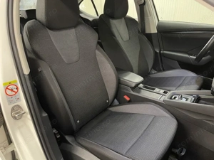 Skoda Octavia - imagine 9