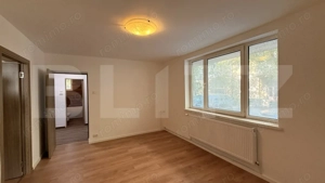 Apartament 3 camere renovat, parter, CT, Rovine - zona Petre Ispirescu