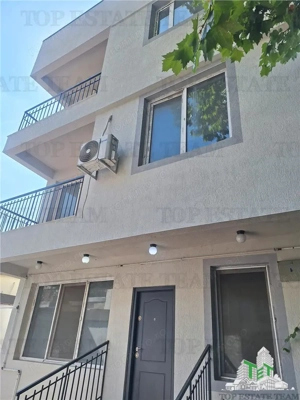 Vila intima teren generos si terasa bd. Lacul Tei