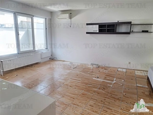 Vila intima cu terasa si teren langa bd. Lacul Tei - imagine 2