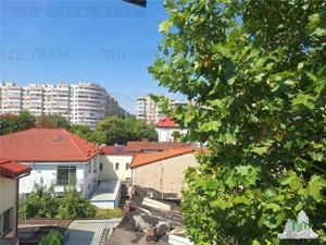 Vila intima cu terasa si teren langa bd. Lacul Tei - imagine 7