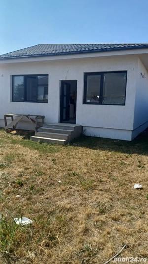 Casă de vânzare
