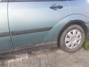 Ford focus 1,8tddi din 1999 km 189mii 200eu - imagine 10