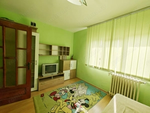 2 cam etaj intermediar mobilat si utilat Aradului  - imagine 2