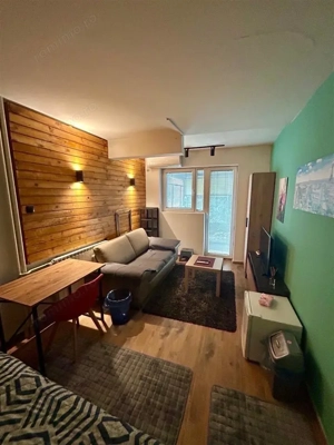 Oferim spre vanzare garoniera in zona Vitan