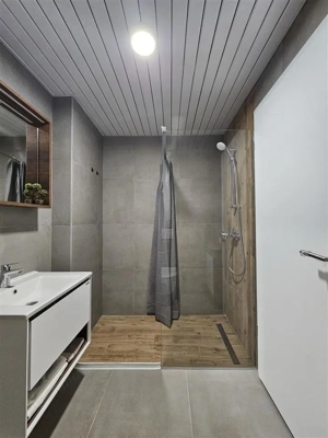 Oferim spre vanzare apartament de doua camere in zona Berceni - imagine 5 Oferim spre vanzare apartament de doua camere in zona Berceni - imagine 5