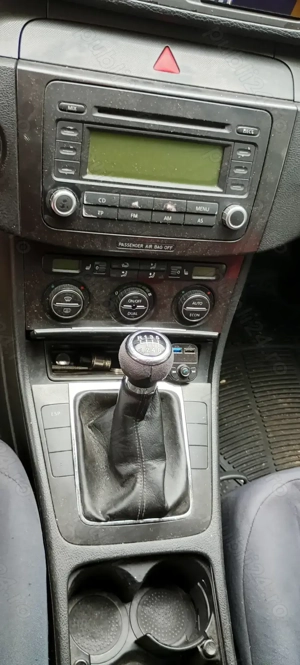 Vând passat b6 2006 motor 2L 140hp  - imagine 4