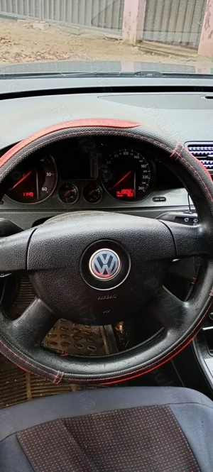 Vând passat b6 2006 motor 2L 140hp  - imagine 2