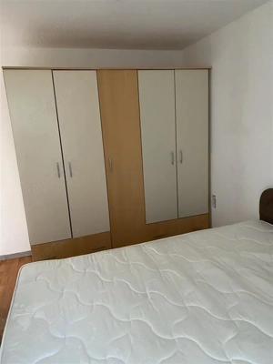 Vanzare apartament de doua camere  zona Pacii - imagine 3