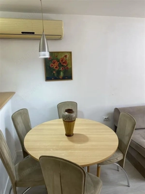 Vanzare apartament de doua camere  zona Pacii - imagine 5