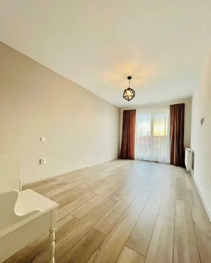 Apartament cu 3 camere decomandate, situat la etaj 2, in Cartier Tractorul - imagine 5