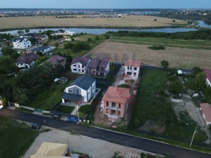 Casa de Vanzare 5 camere in Balotesti - imagine 6