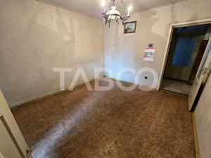 Apartament decomandat 4 camere 4 balcoane 2 bai etaj 1 Central Sibiu - imagine 14