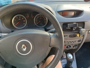 Vand autoturism Renault Symbol - imagine 4