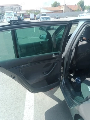 Volkswagen Golf - imagine 7