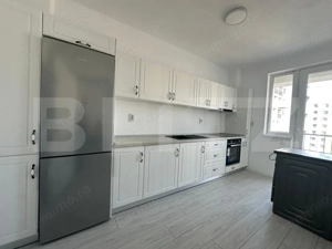 Apartament modern cu scară interioară, 3 camere, 2 băi, dressing - imagine 7