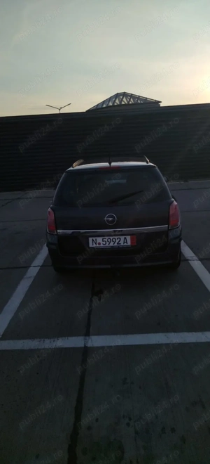Vând Opel Astra Caravan 2006 1.6 benzină  - imagine 4