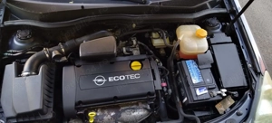 Vând Opel Astra Caravan 2006 1.6 benzină  - imagine 3