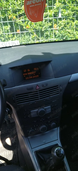 Vând Opel Astra Caravan 2006 1.6 benzină  - imagine 7