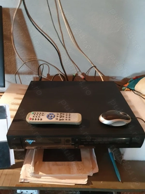 SISTEM supraveghere format din dvr CANTEH CANADA 15 canale + 1 camera high speed si 8 camere  color 