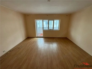 Apartament 3 camere, etaj 1 , 80mp in Campineanca - imagine 5