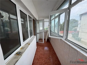 Apartament 3 camere, etaj 1 , 80mp in Campineanca - imagine 17