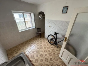 Apartament 3 camere, etaj 1 , 80mp in Campineanca - imagine 3