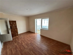 Apartament 3 camere, etaj 1 , 80mp in Campineanca - imagine 8