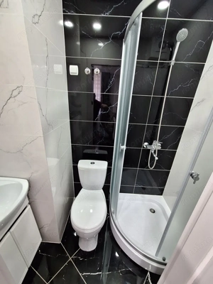 Apartament 2 camere de vanzare zona 1 Decembrie - imagine 5