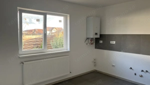 Glina stadion casa parter 4 camere - imagine 3 Glina stadion casa parter 4 camere - imagine 3