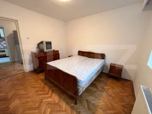 Apartament 4 camere, semidecomandat, 95mp, zona P-ta Flora