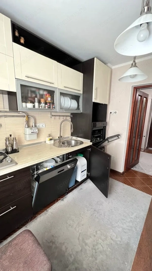 Apartament 2 camere de vanzare zona Piata Victoriei - imagine 2