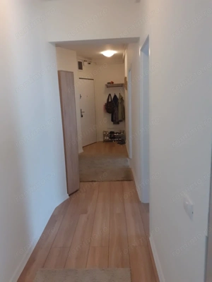 3 cam decomandat   etaj intermediar  CITY of MARA - imagine 9