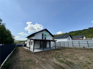 Casa noua cu 5 camere de vanzare semifinisata, teren 500 mp in Corunca - imagine 12