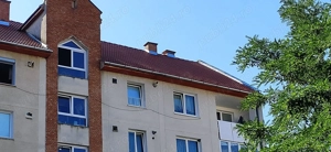 De vanzare apartament cu 4 camere