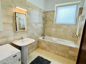 Laguna Residence, apartament 3 camere cu vedere la lacul Tei,  garaj si boxa - imagine 8