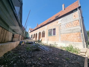 Casa duplex la doar 1 km de Piața Mihai Viteazu