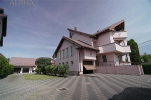 Vila eleganta cu piscina, teren generos si finisaje de calitate - imagine 2