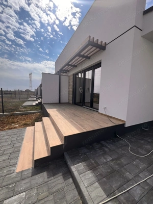 Comision 0%. Duplex pe parter.  Panouri solare.  328 mp teren.  La cheie. - imagine 6 Comision 0%. Duplex pe parter.  Panouri solare.  328 mp teren.  La cheie. - imagine 6