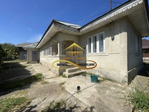 Casa de vanzare in Bacau Valea Seaca teren generos și anexe