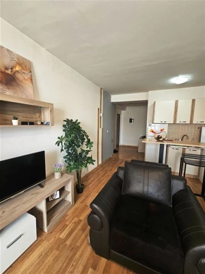 Vanzare garsoniera zona Titan - imagine 4 Vanzare garsoniera zona Titan - imagine 4