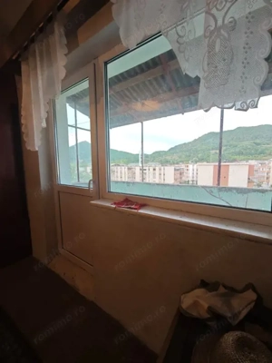 Apartament 2 camere, decomandat, spațios, zonă liniștită, terasă mare și balcon - imagine 6 Apartament 2 camere, decomandat, spațios, zonă liniștită, terasă mare și balcon - imagine 6