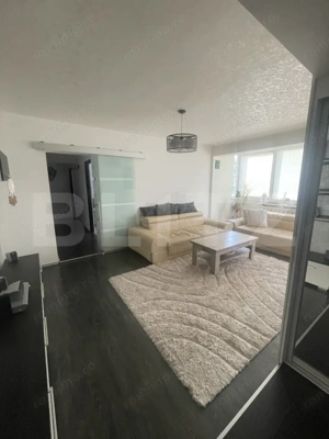 Închiriere apartament 4 camere – zona Lama, etaj 1