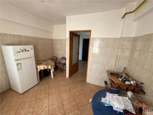 Apartament 2 camere, 60mp + garaj proprietate, etaj 4 cu acoperis - imagine 2