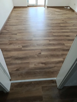 Montez parchet laminat și lemn masiv