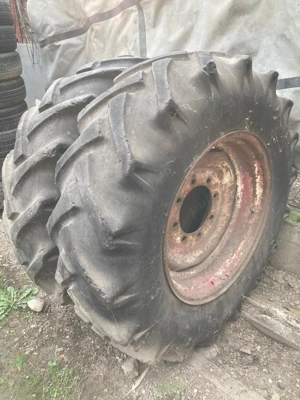 Vand Anvelope cu Jante Tractor 26 si 28 toli 