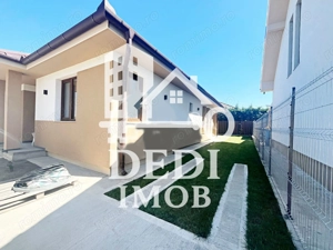 Casă de vânzare cu 3 camere in Sânmartin-Cihei, Bihor