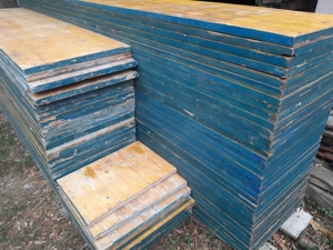 închiriez si vînd cofraje doka, montanti,pene și popii metalici