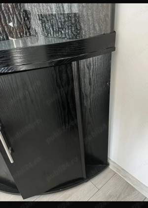 Acvariu de pești mari - imagine 2